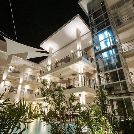 Rovira Suites Dumaguete City Ngoại thất bức ảnh