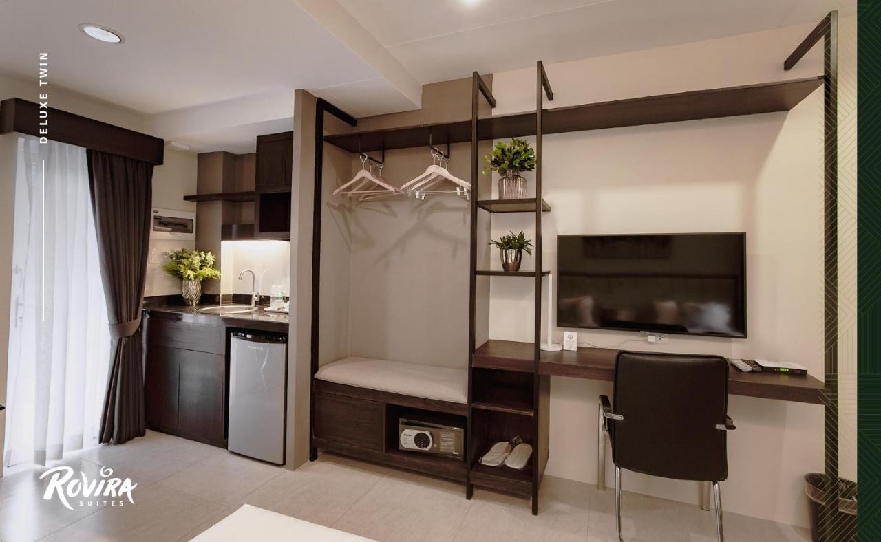 Rovira Suites Dumaguete City Ngoại thất bức ảnh