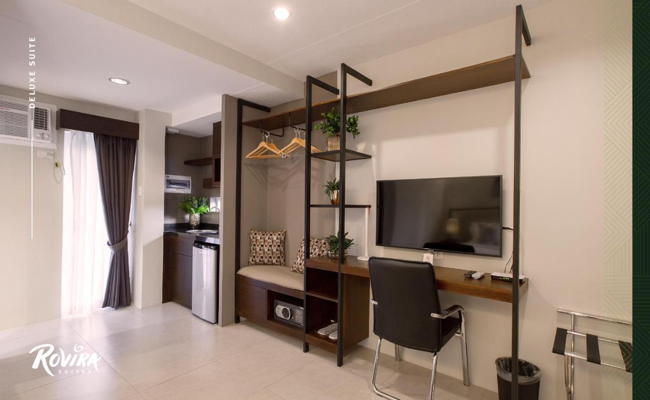 Rovira Suites Dumaguete City Ngoại thất bức ảnh